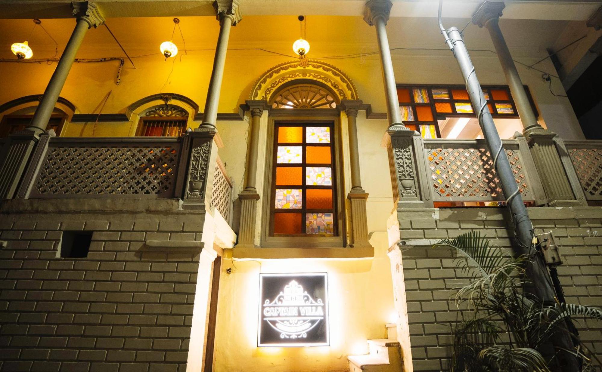 Bed & Breakfast Captain Heritage House *