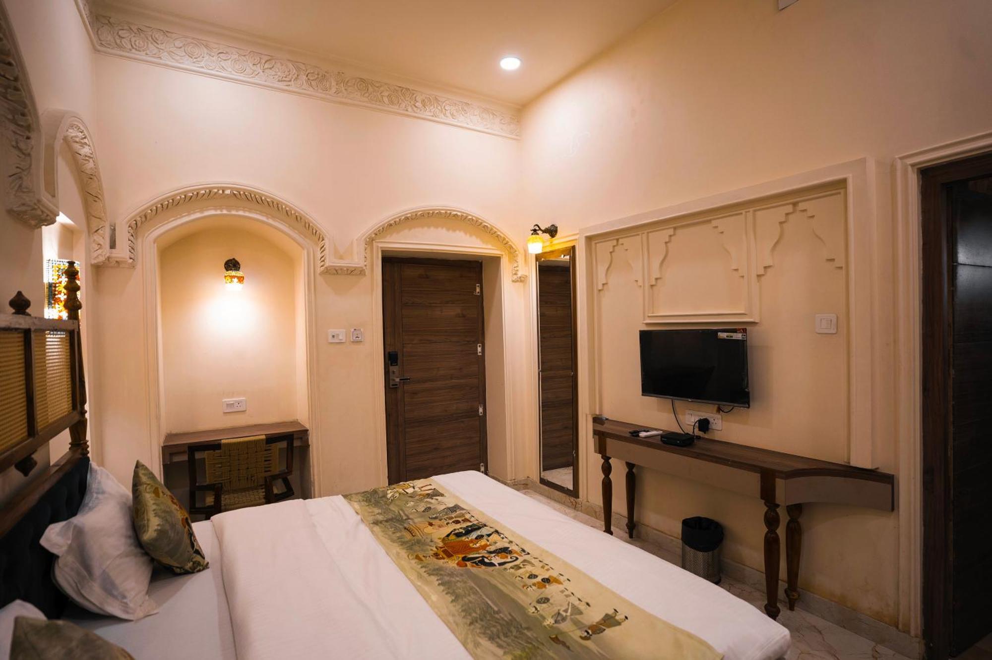 Captain Heritage House Bed & Breakfast Varanasi